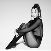 Jess Glynne