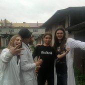 x_18a50083.jpg