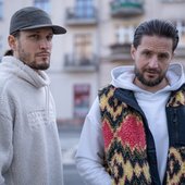 jaro intrygująco rado wyzywająco