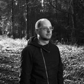 MikeParadinas.jpg