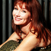 Lari White PNG.png