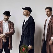 WhoMadeWho