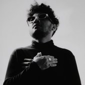 b&w