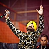 Daler_Mehndi_on_Stage.jpg