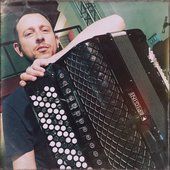 ianwatsonaccordion3.jpg