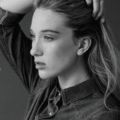 SOPHIE LOWE