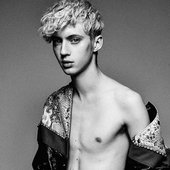 Troye Sivan 