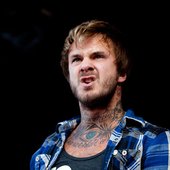 Craig Owens live