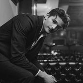 blake roman | b&w