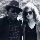 John Lee Hooker & Bonnie Raitt.JPG