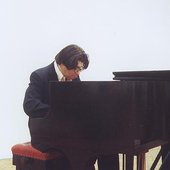Feldman_atpiano.jpg
