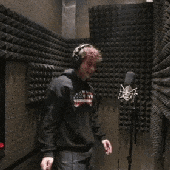 ian-ian-elevator.gif