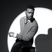  Luke James