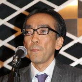 新垣 隆
