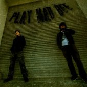 PLAY MAD BEE