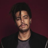 Seth Troxler