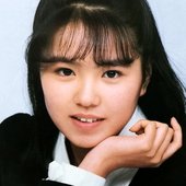  西由梨絵