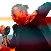 Thom with Maracas