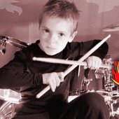 Avery Drummer.promoFB.0501-12.jpg