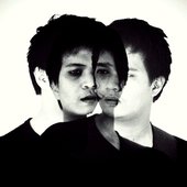 3 faces