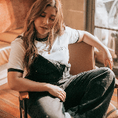 Moira dela Torre