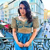 Mariem la Reine 51u00_edited8h00.jpg