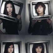 니아 