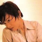 須藤ひとみ