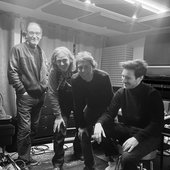 Homme (french prog-alternative rock band).jpg