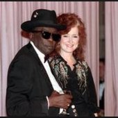 John Lee Hooker & Bonnie Raitt_4.JPG