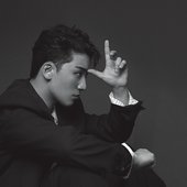 Digital Booklet - THE GREAT SEUNGRI (1)_220505_181905_5.jpg