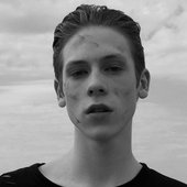 Robin Tucker_2.jpg