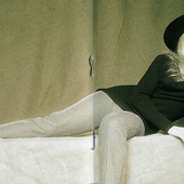 Joey Heatherton.png
