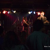 ...musicasten in RedClub (LoopFest) - 1