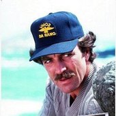9 out of 13 mustached people agree that El Privates are amazing.