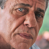 Chico Buarque - Foto de Giuseppe Bizzarri.png