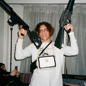 ‎