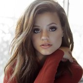 Sarah Jeffery