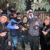 ‎