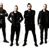RECENT PHOTO FROM THREE DAYS GRACE, NEW AGE