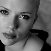 Scarlett-Johansson