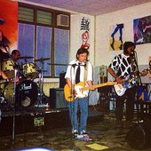 Effetto-Doppler__italian-rock-band_with_Dario-Antonetti__live2002pix