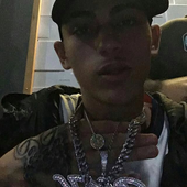 ‎