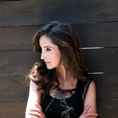 Laura Bryna