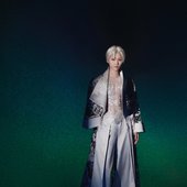 xin at the red gala 2025 spring opening ceremony (2).jfif