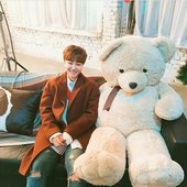 jeongmin with the friend