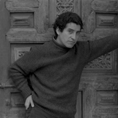 Foto-Victor-Jara-por-Luis-Poirot-1965-700x492.png