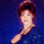 Warda Al-Jazairia 2.jpg