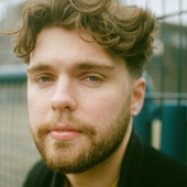 Chris-de-Sarandy-1.png
