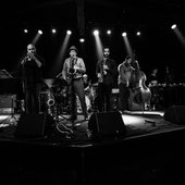 Martin-Barret-Band-2018_03-Crocodile-Charles-Peterson-5005771-1024x682.jpg